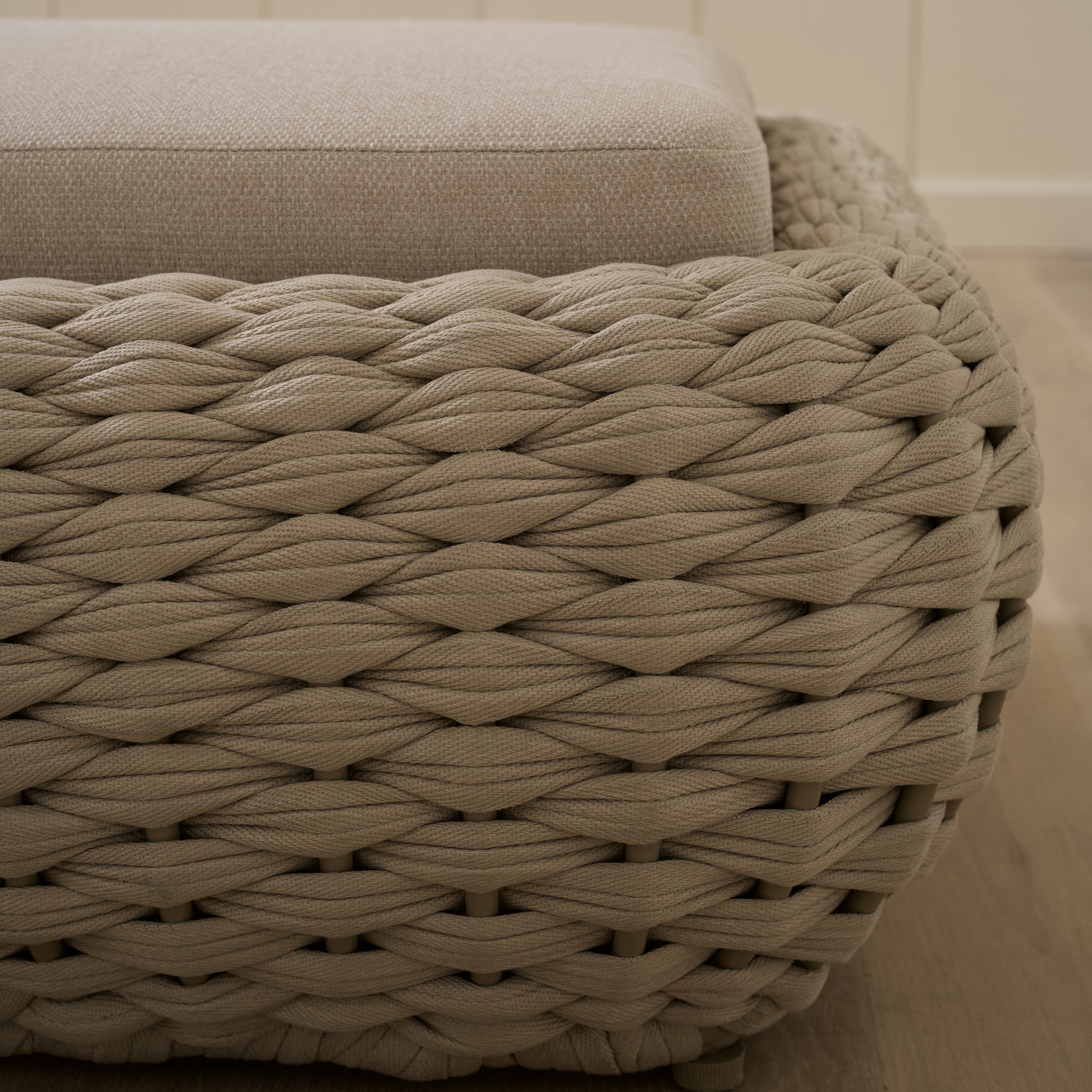 As Shown
Flax, Aluminum/Rope